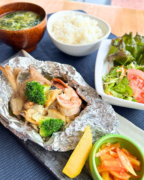 魚介類のホイル包み焼定食